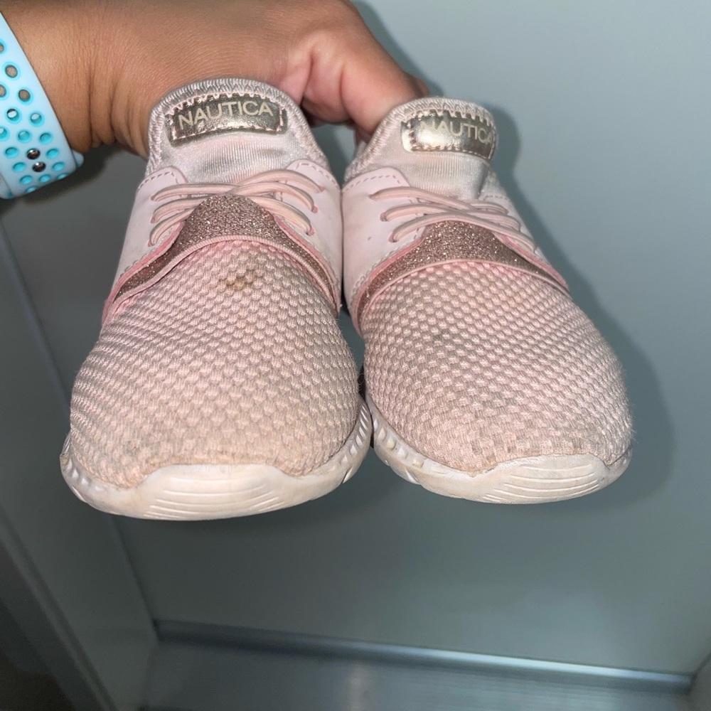 😍Nautica girls shoes 10c😍 SOLD ON OFFER up
